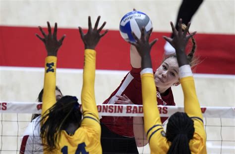 wisconson vollyball leaked|UWPD investigating sharing of sensitive photos, video of。